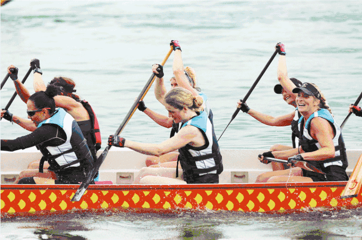 九游体育-德罗巴重返赛场，败北首场状态出色，加拿大队观众沸腾！