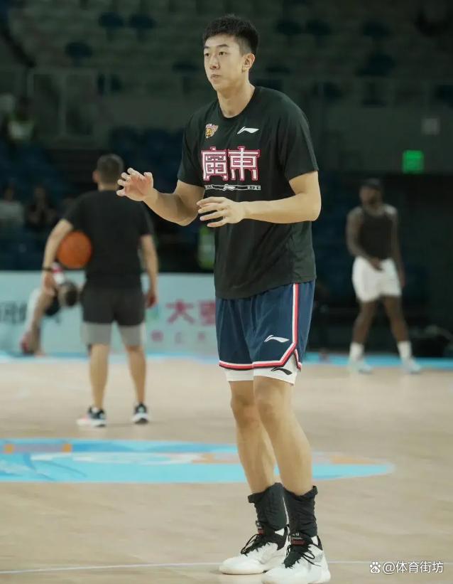 转折点！新疆广汇回应争议，NBA季后赛集结日攻防权衡，气氛紧张，纪律约束更严格的简单介绍