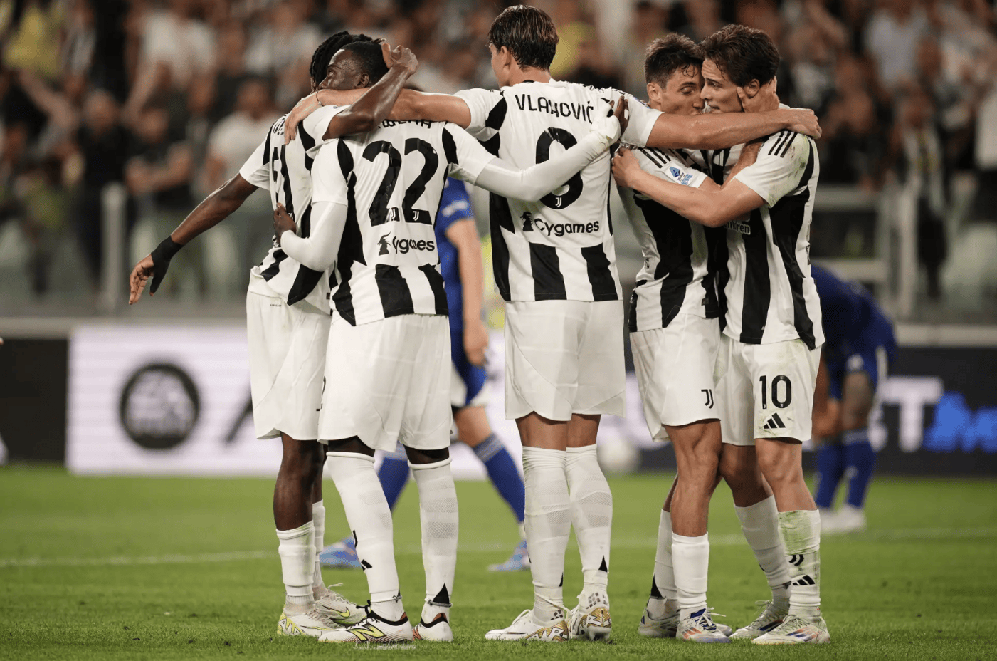 关于西亚卡姆在尤文图斯比赛中精彩发挥，连败引发热议！的信息